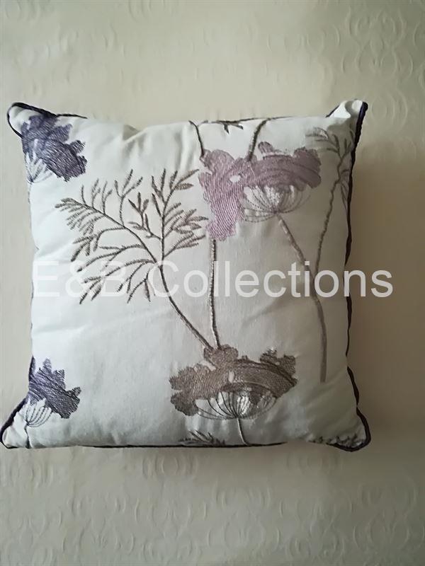 Cojin blanco flores - Imagen 1